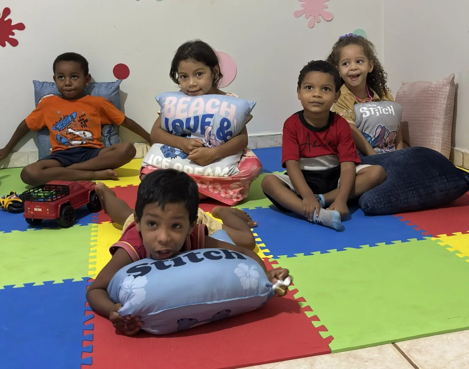 APARECIDA: Assistência Social orienta pais das crianças da Brinquedoteca do Serviço de Convivência