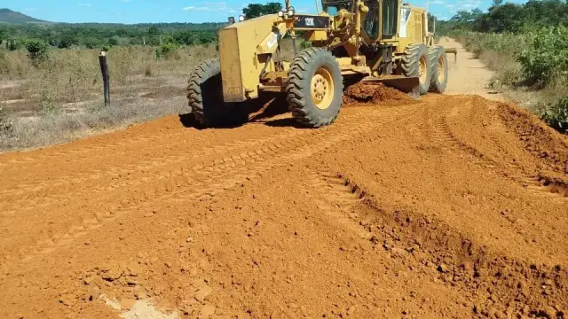 Prefeitura de Aparecida avança na recuperação das estradas vicinais e supera 70% das vias atendidas