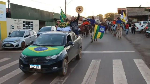 Com fé e tradição, festa da Padroeira reúne cavaleiros e amazonas em demonstração de devoção